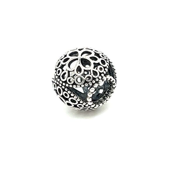 Pandora Dotted Flower Charm - Picture 2 of 3